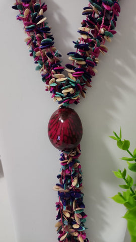 Collar de Semillas  Fushia