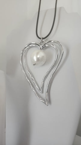 Collar Corazón y perla