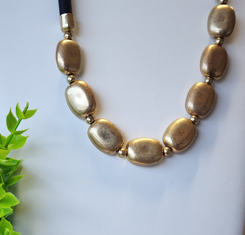 # 350-Collar Pepitas