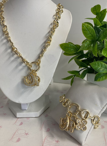 #318 Collar Elefante