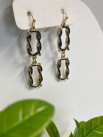 Aretes negro trenzado