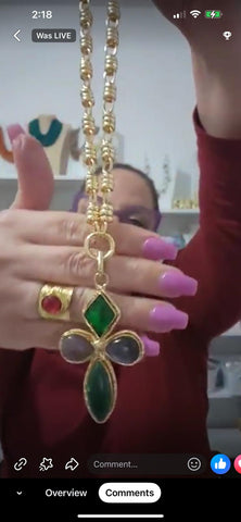 Gema Cruz Cuarzo Verde