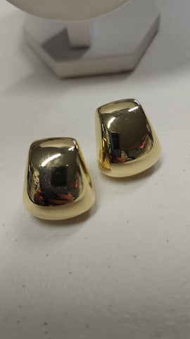 Aretes Puff Cuadrada