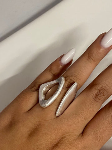 Anillo Tringulo Abierto