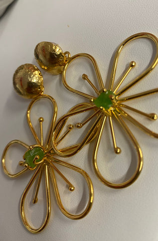 Aretes Flores Con piedra Verde