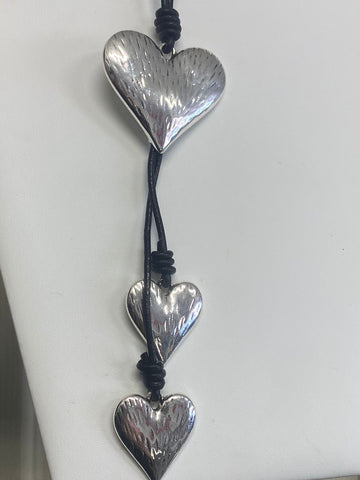 403-Anillo tres Corazones