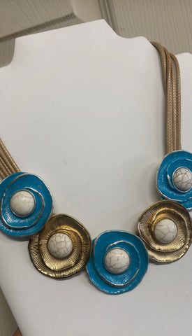 Collar turquesa azul