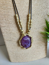 #823-Collar piedra