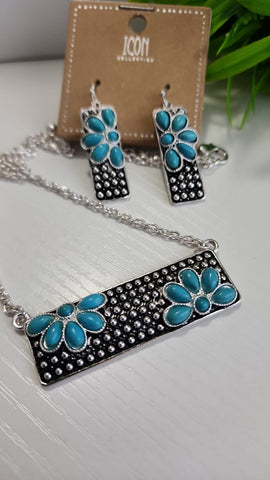 Set Turquesa  Cadena y Aretes