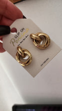 #385-Aretes de Botton  Clip