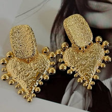 A-022F-Aretes de Corazón