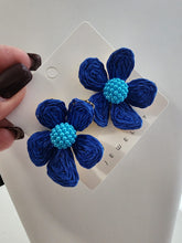 Ratán- Aretes 5 Petálos