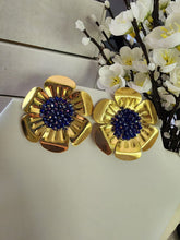 Aretes 2006-24K Base dorada Lavada Con Nacar