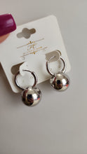Aretes de esfera pequeño