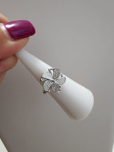 S-126-OL-Anillo Flor Giratoria