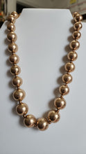 C-491-Collar Bolas