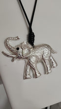 #097-Collar Elefante