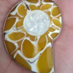 Charm Caracol Amarillo